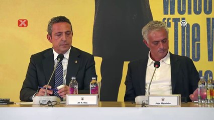 Mourinho: "Hedefimiz Şampiyonlar Ligi"