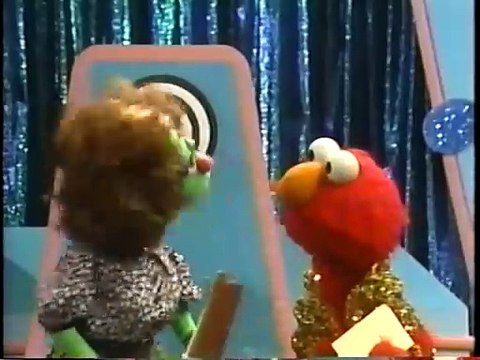Sesame Songs꞉ Elmo's Sing-Along Guessing Game (1991 VHS)