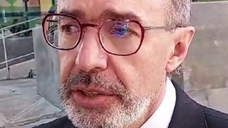 Renuncia de Richter: El evismo dice que es la señal de un desbande y en la oposición consideran que es por la crisis.