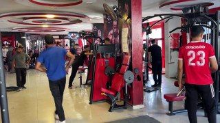 Fitness in Gaza: Junge Männer bauen Stress und Angst ab