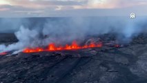 Hawaii'deki Kilauea Yanardağı'nda meydana gelen patlama havadan görüntülendi