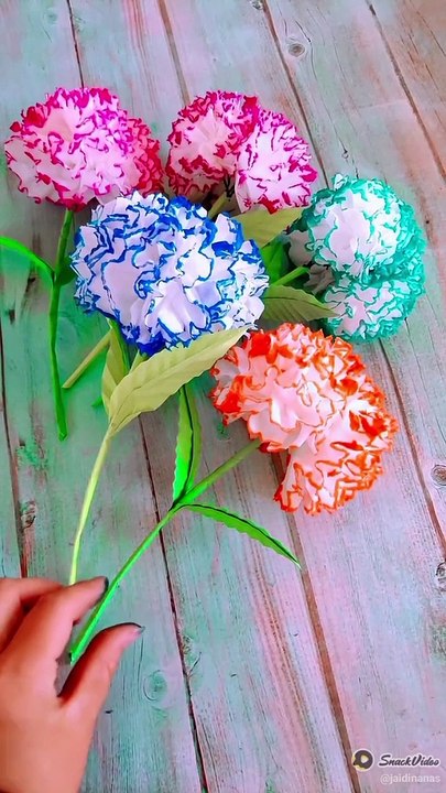 Make flowers from