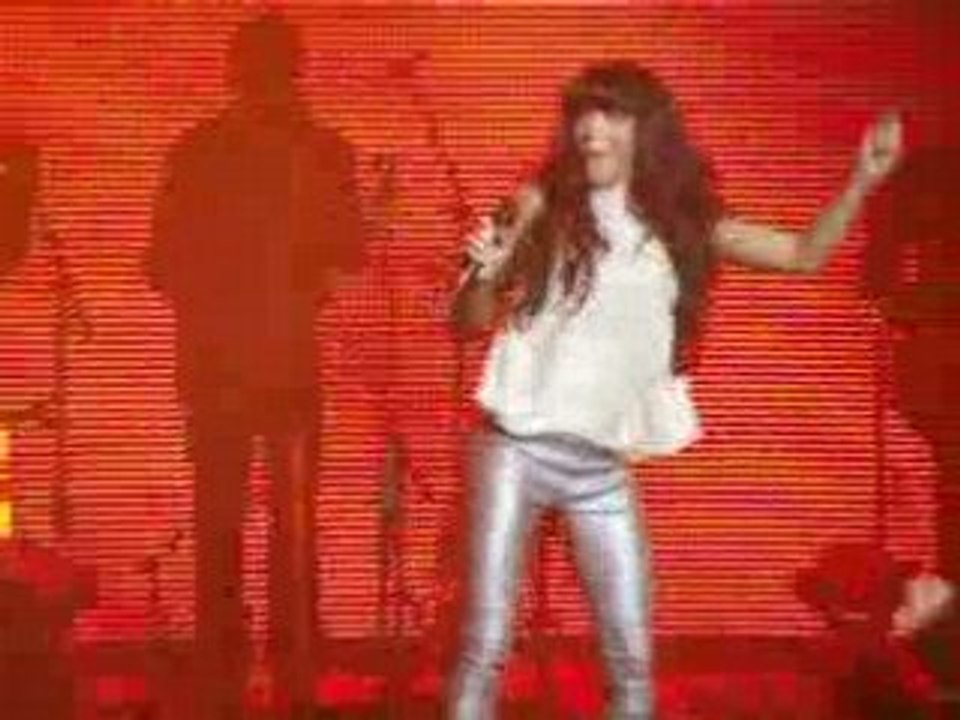 Jenifer au Zénith de Paris - Au soleil