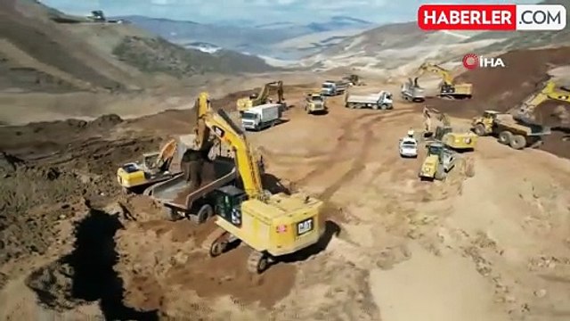 İliç'teki maden ocağı faciasında toprak altında kalan 9 işçiden 1'inin daha cansız bedenine ulaşıldı