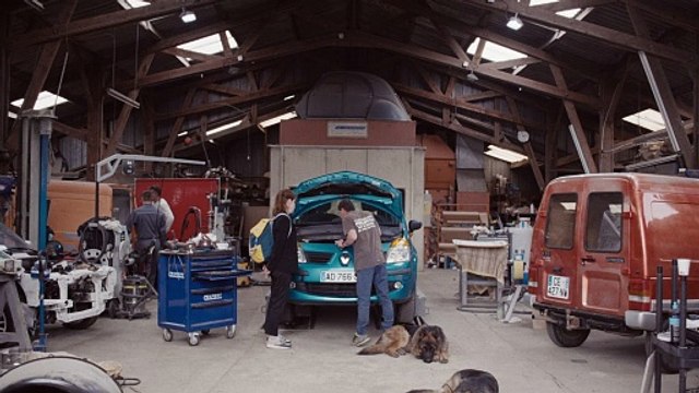 Camping du Lac Bande-annonce VF