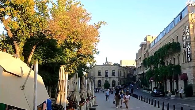 OLD CITY BAKU | Old city in Baku | Maharaja restaurant in nizami | Baku Vibes | DESI FOOD IN BAKU AZERBAIJAN | THINGS TO DO IN BAKU AZERBAIJAN