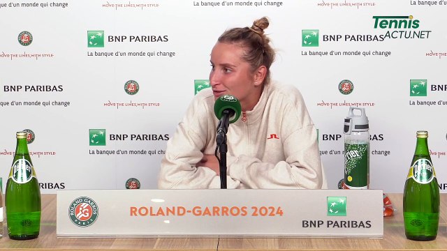 Tennis - Roland-Garros 2024 - Marketa Vondrousova : Against Iga Swiatek you just go crazy every point (smiling)
