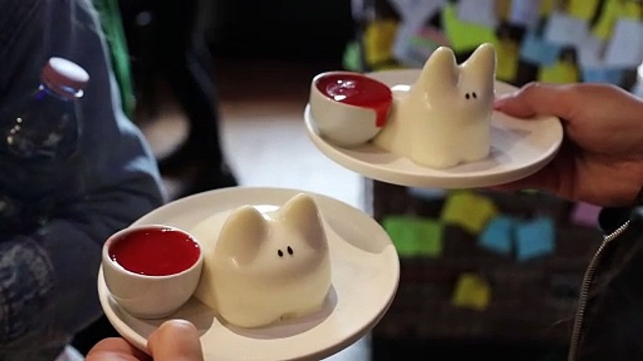 Jiggly Cat
