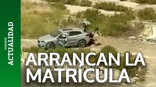 Así arrancaron la matrícula del coche los presuntos autores del asesinato de Borja Villacís