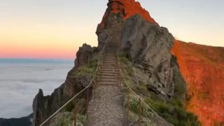 LE PLUS ÉTROIT chemin de randonnée de Madère [@xtravel.madeira]