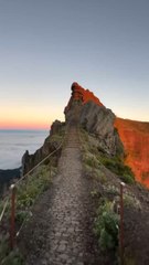 LE PLUS ÉTROIT chemin de randonnée de Madère [@xtravel.madeira]