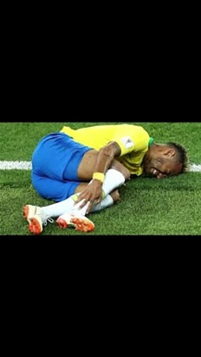 2Neymar is the King of Corners  #shorts #viral #football#neymar #cristiano #ronaldo #short #england02406040929