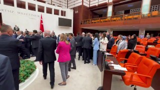 TBMM Genel Kurul’da AKP ve DEM Partili milletvekilleri arasında kavga çıktı