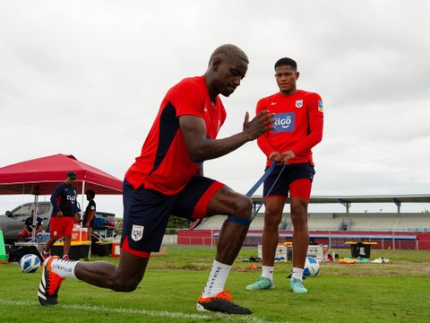 La selección de Panamá entrenó conociendo los convocados para Guyana y Montserrat