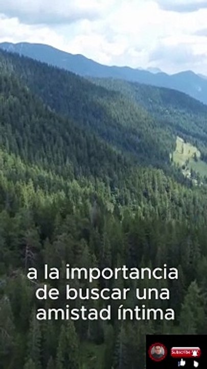 "Explorando los textos sagrados: la Biblia al descubierto".