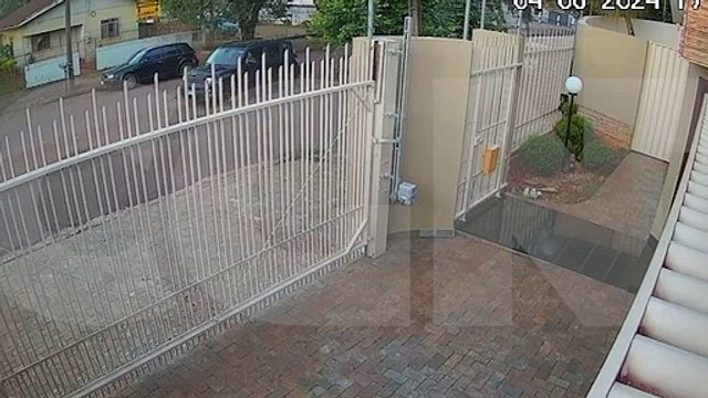 Impressionante: Câmera mostra criança sendo arrastada após atropelamento em Cascavel