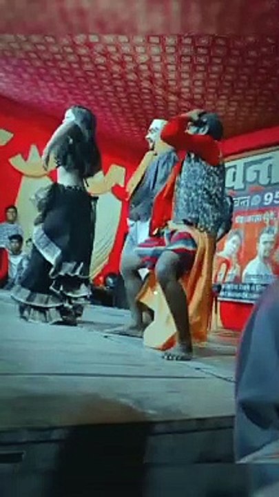 Viral hot dance girl