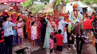 देखो आस्था का जुलूस, कलश यात्रा में सैकड़ों महिलाएं शामिल