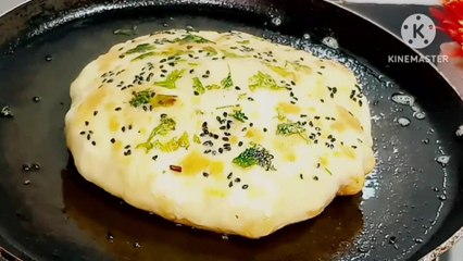 Stuffed Paneer Kulcha Recipe - Quick N Easy | Paneer Kulcha | Dhaba Jaisa Paneer Kulcha Asaan Tarika
