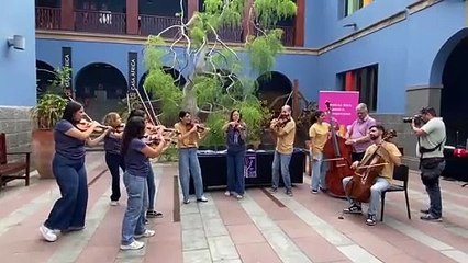 Muestra del nuevo espectáculo de Barrios Orquestados, 'Cuerdas'