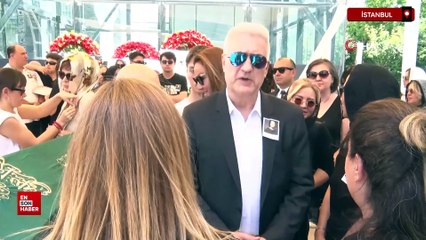 Oyuncu Fatma Karanfil'in cenazesine sanat camiasından az kişi katıldı