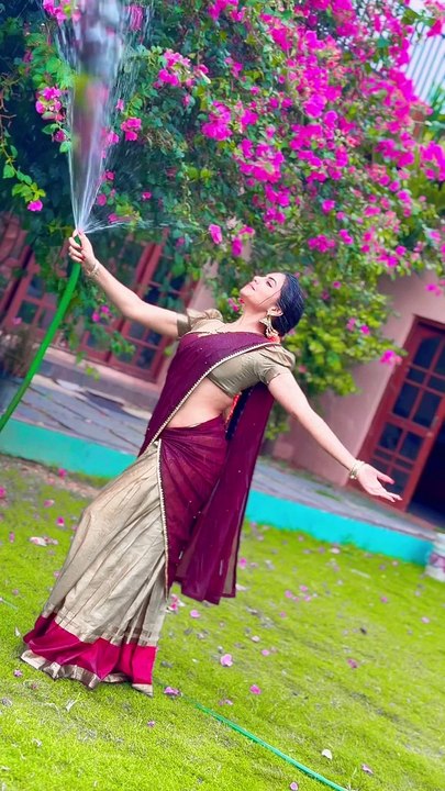 Tamil Girl