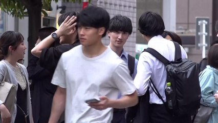 El Ayuntamiento de Tokio está creando un 'Tinder' local para tratar de aumentar la natalidad