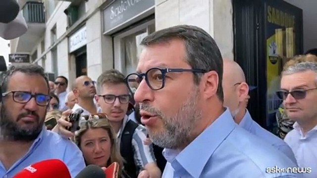Ucraina, Salvini: Macron instabile, criminale parlare di guerra