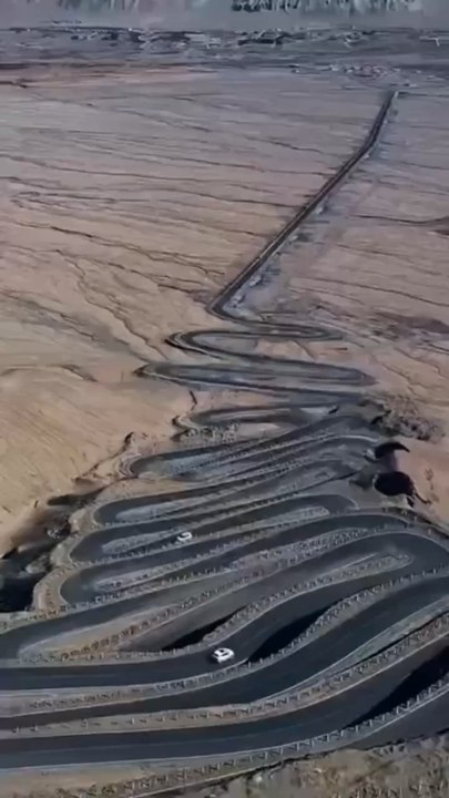 LA PLUS ÉTRANGE frontière entre le Chili et l’Argentine [@eskapade2023]