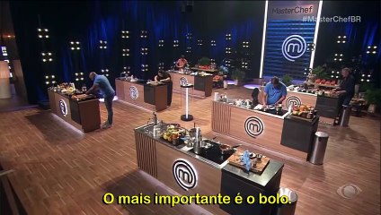 Bolinhos desmoronam em prova do petit gateau no MasterChef