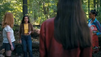 Madame Web (2024) फिल्म का आसान हिंदी-उर्दू में पूरा कहानी सारांश 🎬