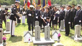 국방부, 서울현충원서 '호국의 형제 6호' 안장식 거행 / YTN