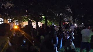 People Toss Food and Water Into Barricaded University of Pittsburgh Encampment