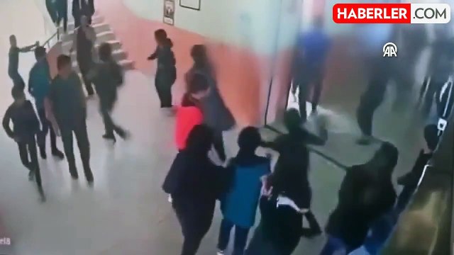 Çorum'da okul basan yabancı uyruklu veli, okul müdürünü zincirle darbetti