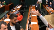 Zé Trovão e André Janones brigam e trocam insultos após sessão na Câmara dos Deputados