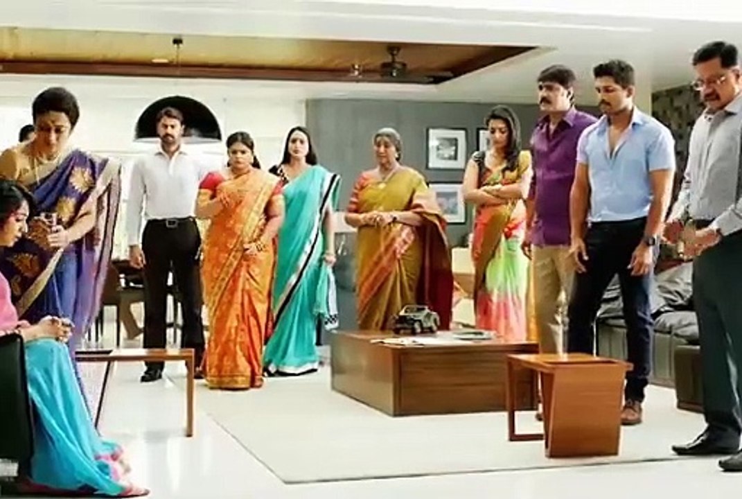 #sauth #bollywoodmovie #southindianmovie #southmovie #viralmovie #movieclip  #south #SuperHits #akasraful