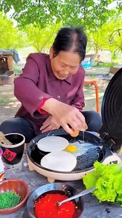 Chinese burger Grandma started to make breakfast