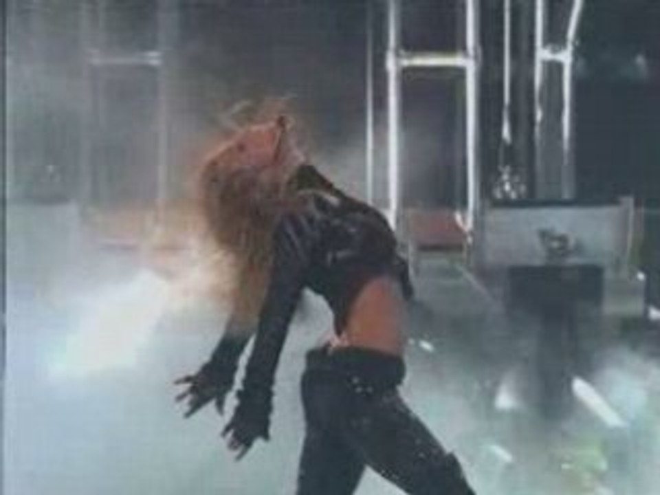 Britney Spears - Crazy (HBO Live)