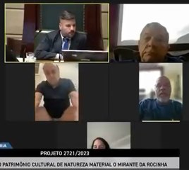 Cesar Maia aparece em vaso sanitário durante sessão virtual da Câmara do RJ