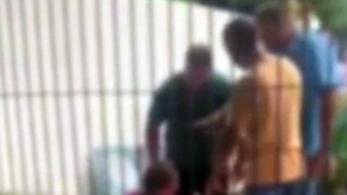 Vídeo mostra pai de adolescente agredindo professor investigado por importunação sexual