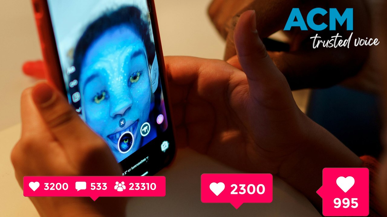 Should children under 16 be banned from social media?