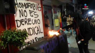 Colectivos LGBT protestaron y vandalizaron oficinas del Infonavit