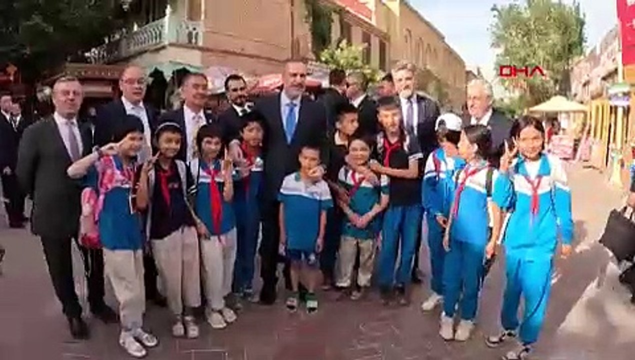 Bakan Fidan Uygur Özerk Bölgesi’nde…