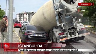 Pendik'te kopan beton mikseri otomobilin üzerine devrildi