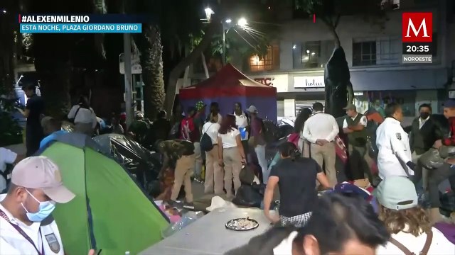 Instituto Nacional de Migración busca reubicar migrantes de la plaza Giordano Bruno