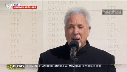 D-Day: le chanteur Tom Jones interprète "I Won’t Crumble With You If You Fall" à Ver-sur-Mer