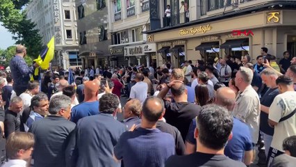 Aziz Yıldırım, Kapalıçarşı'da coşkuyla karşılandı