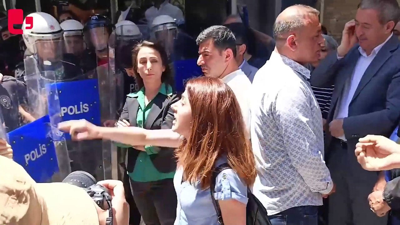 Boz: Bu halk sizi istemiyor, defolun gidin