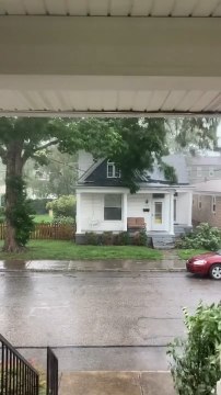 Tree Branch Breaks and Falls Near Car During Storm in Kentucky