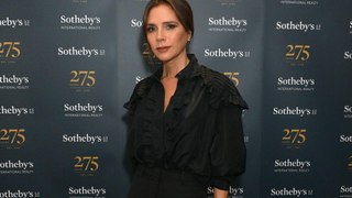 Victoria Beckham garde un 'seau entier' rempli de dents de lait